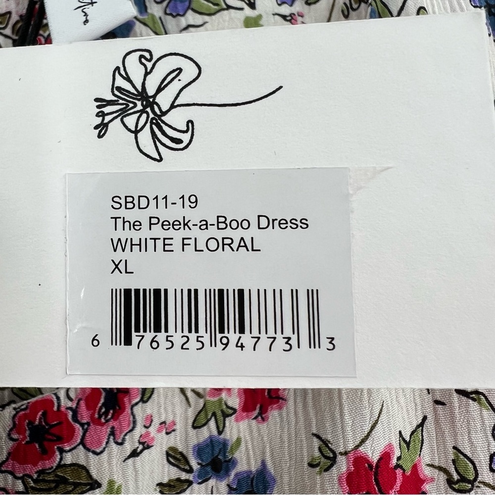 Sokie Collective NWT Peek-a-Boo Dress in White Floral size XL - Picture 7 of 12